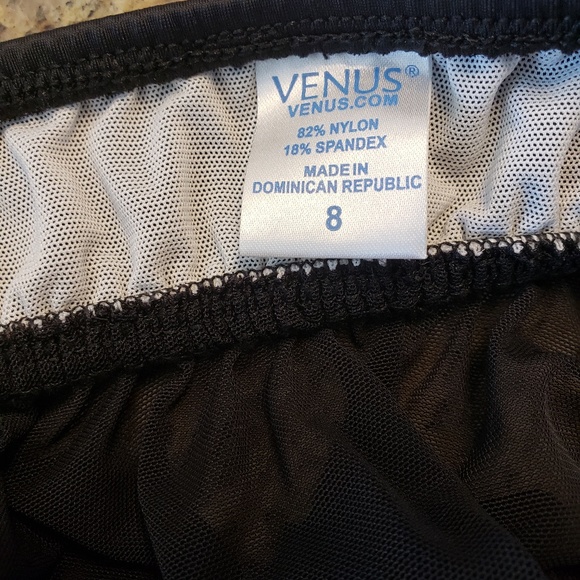 Venus swimsuit top - Picture 3 of 3